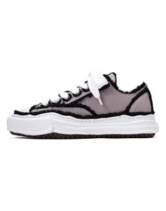 FP Low-Top Sneaker