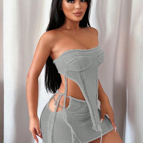 Strick-Minikleid mit Cut-Outs