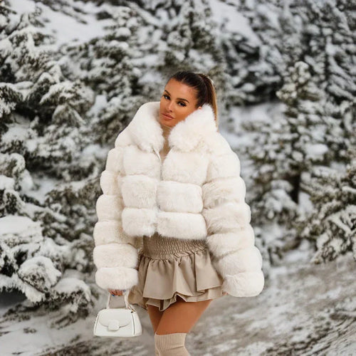 Kuschelige Wintermantel Jacke mit Kapuze