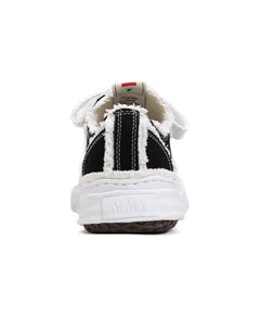 FP Low-Top Sneaker