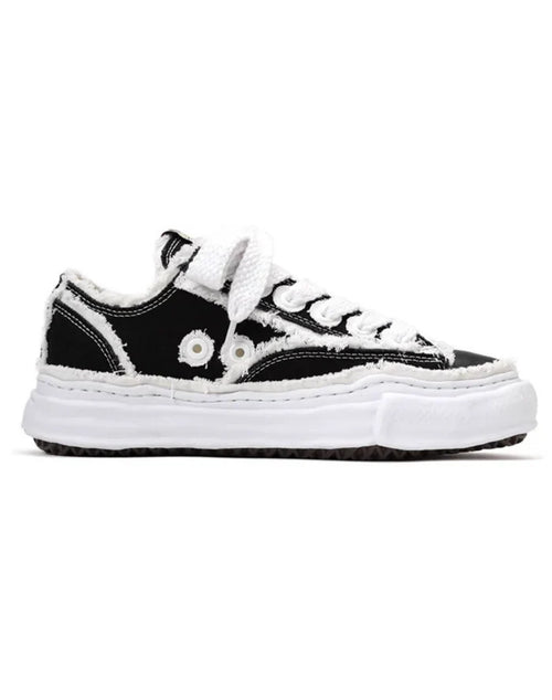 FP Low-Top Sneaker